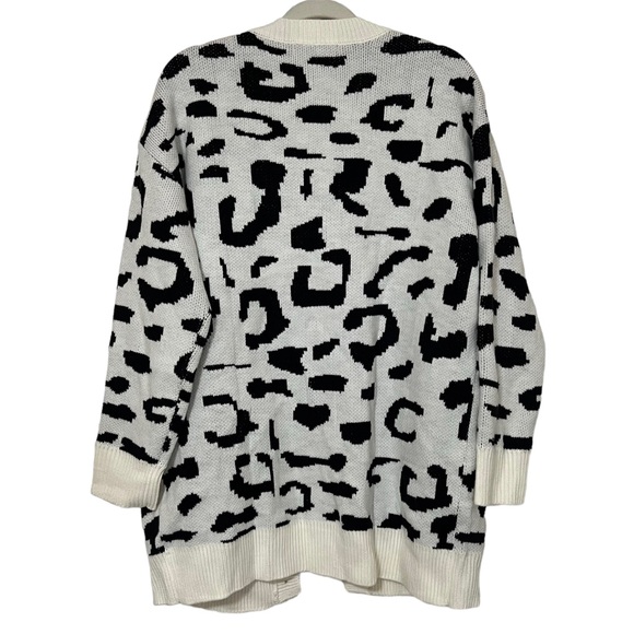ZESICA Leopard Black N White Print Knitted Cardigan Long sleeves Size L - Picture 3 of 16
